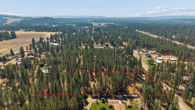 21324 N Myrtle Rd, Colbert, WA 99005
