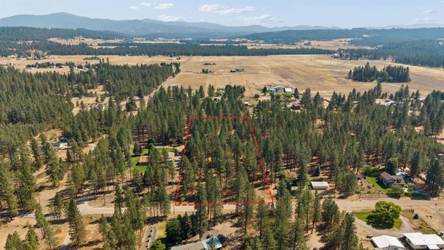 21324 N Myrtle Rd, Colbert, WA 99005
