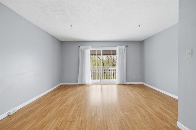 156 Meadowview Dr, North Strabane, PA 15317