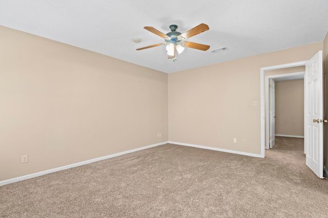 64 Creekwood, Jacksonville, AR 72076