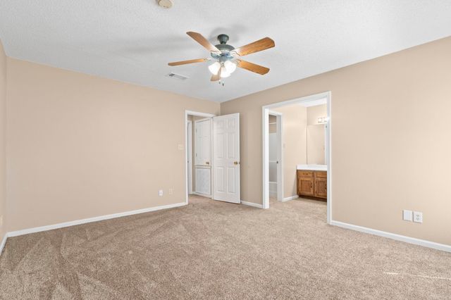 64 Creekwood, Jacksonville, AR 72076