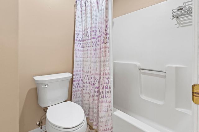 64 Creekwood, Jacksonville, AR 72076