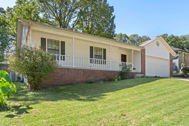 64 Creekwood, Jacksonville, AR 72076
