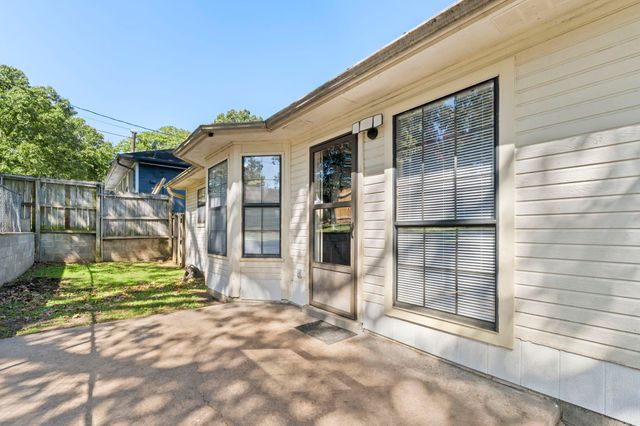 64 Creekwood, Jacksonville, AR 72076