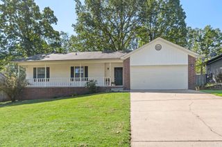 64 Creekwood, Jacksonville, AR 72076