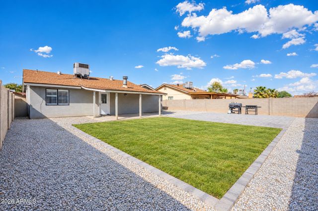 7139 W EARLL Drive, Phoenix, AZ 85033