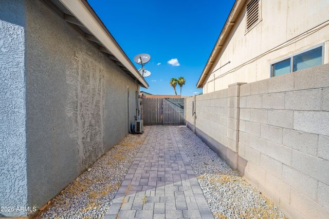 7139 W EARLL Drive, Phoenix, AZ 85033