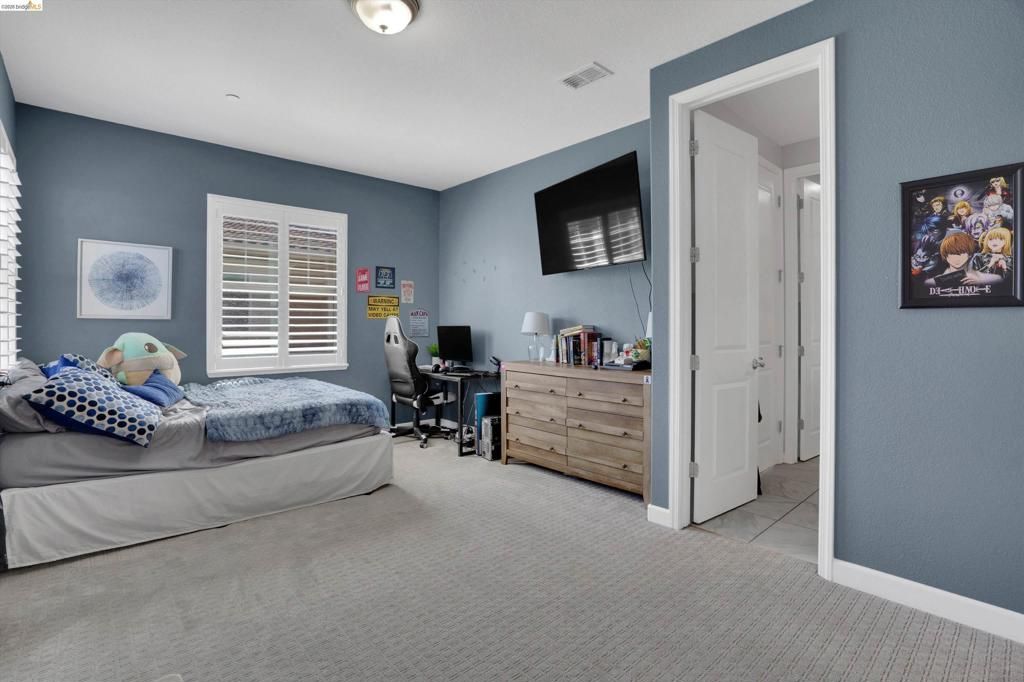 Image 28 of property listing at 401 Springfield Ct, Brentwood, CA 94513