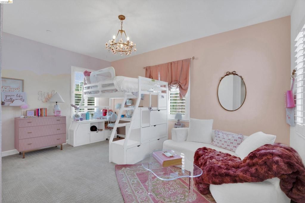 Image 31 of property listing at 401 Springfield Ct, Brentwood, CA 94513