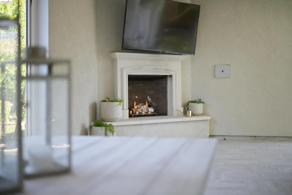 Image 42 of property listing at 401 Springfield Ct, Brentwood, CA 94513