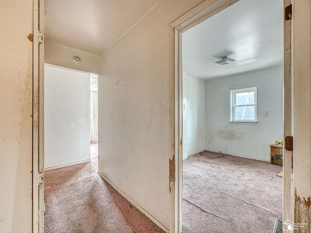 724 Dorset Avenue, Ypsilanti, MI 48198