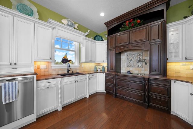 6751 PORTSIDE LANE, Englewood, FL 34223