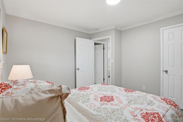 1303 College Avenue, Lincoln Park, MI 48146