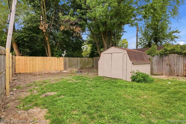 1303 College Avenue, Lincoln Park, MI 48146