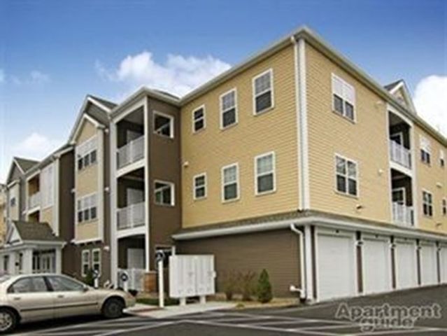 244 Washington Street 1-305, Easton, MA 02356