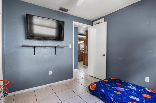 1307 MAYFLOWER DRIVE, Lakeland, FL 33810