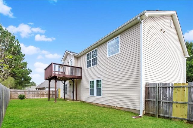 810 Tucker Trail, Loganville, GA 30052