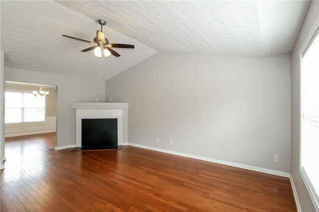 810 Tucker Trail, Loganville, GA 30052