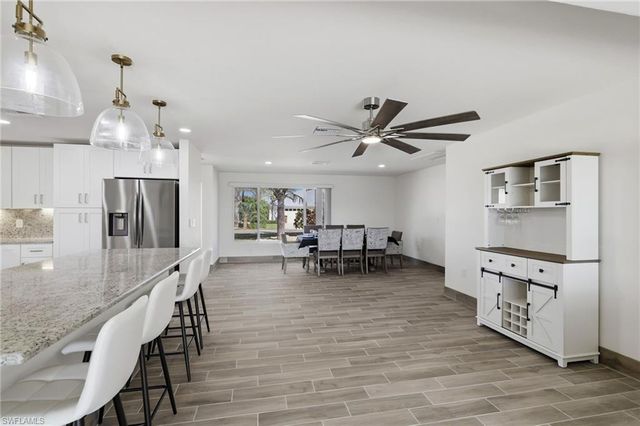 1636 SE 39th ST, Cape Coral, FL 33904