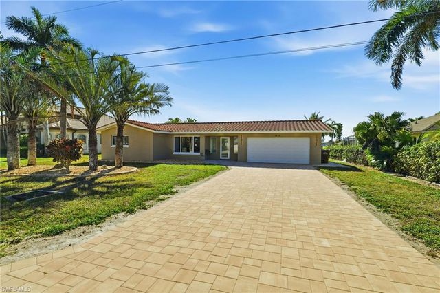 1636 SE 39th ST, Cape Coral, FL 33904