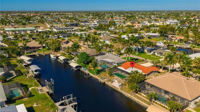 1636 SE 39th ST, Cape Coral, FL 33904