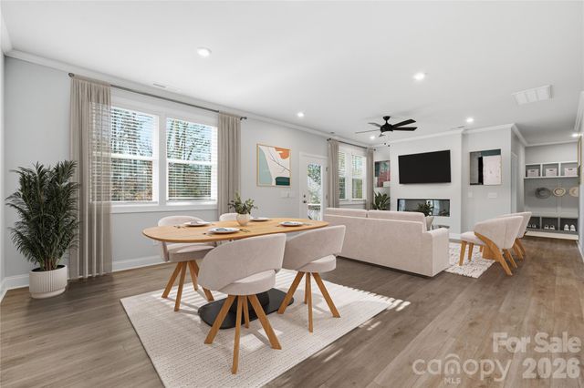 4126 Vista Pine Drive, Charlotte, NC 28215