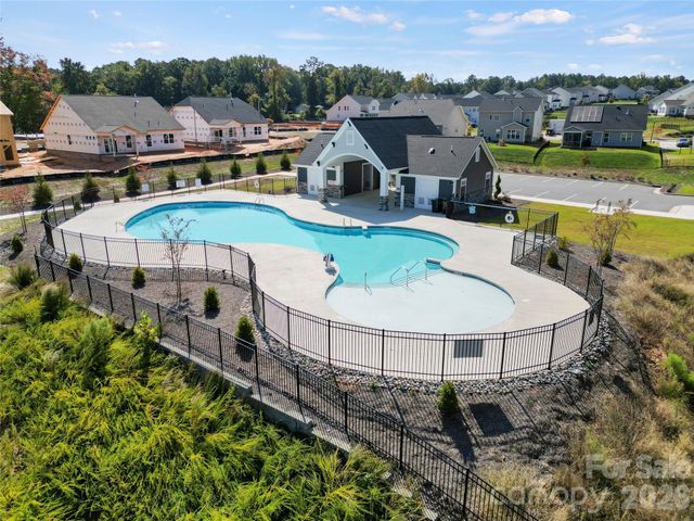 4126 Vista Pine Drive, Charlotte, NC 28215