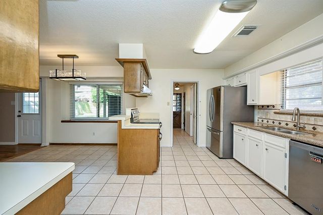 19515 Oak Timbers Drive, Humble, TX 77346