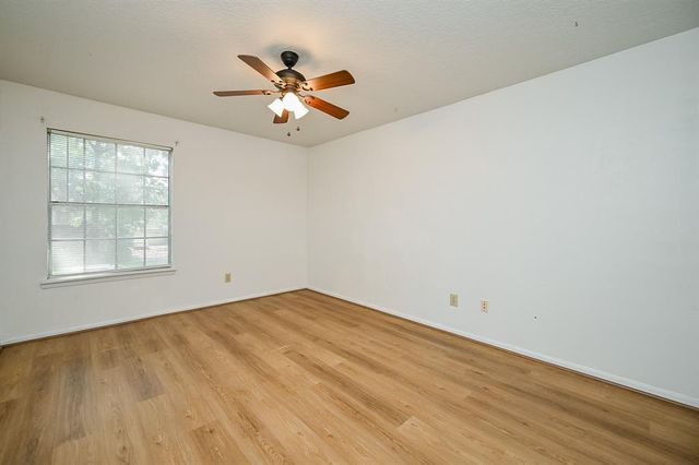 19515 Oak Timbers Drive, Humble, TX 77346