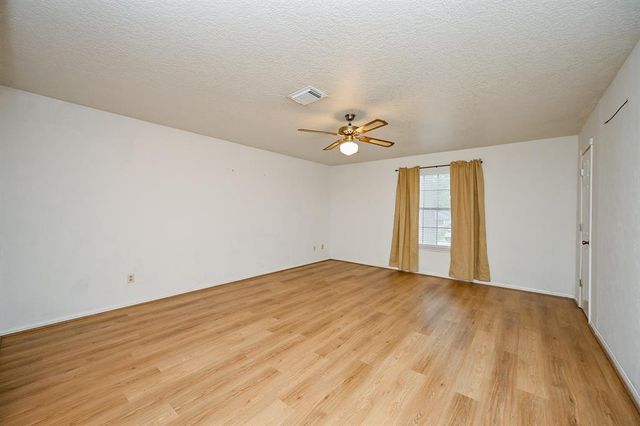 19515 Oak Timbers Drive, Humble, TX 77346