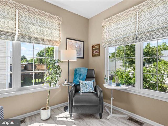 12 WHITFORD DR, Burlington, NJ 08016