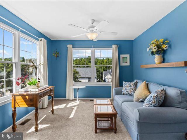 12 WHITFORD DR, Burlington, NJ 08016