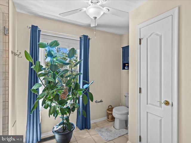 12 WHITFORD DR, Burlington, NJ 08016