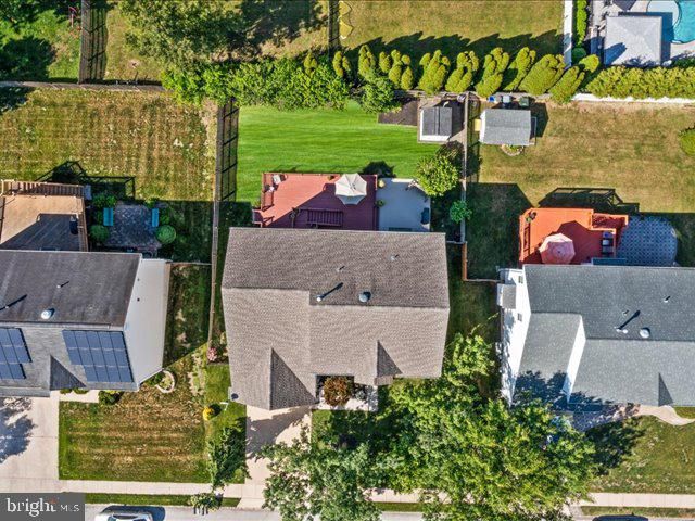 12 WHITFORD DR, Burlington, NJ 08016