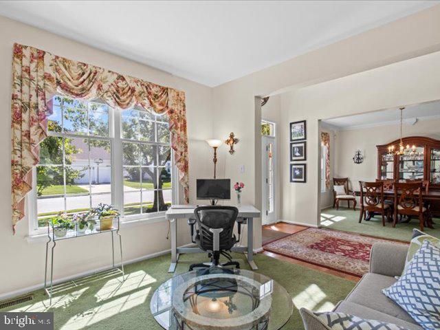 12 WHITFORD DR, Burlington, NJ 08016