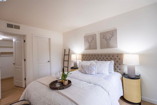 285 Reflections Dr 23, San Ramon, CA 94583