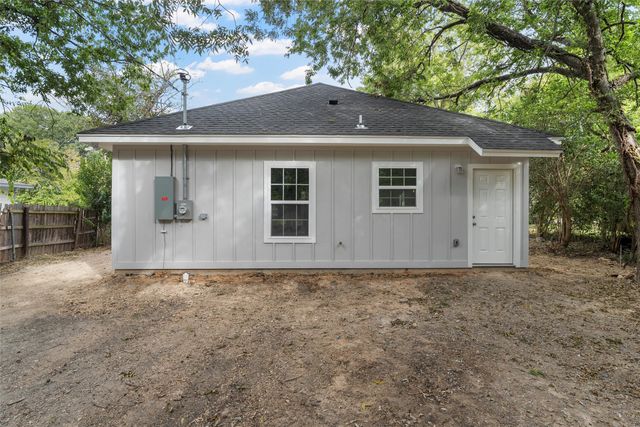 3728 Parrott Avenue, Waco, TX 76707