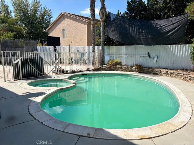 423 Madrid, Hemet, CA 92545