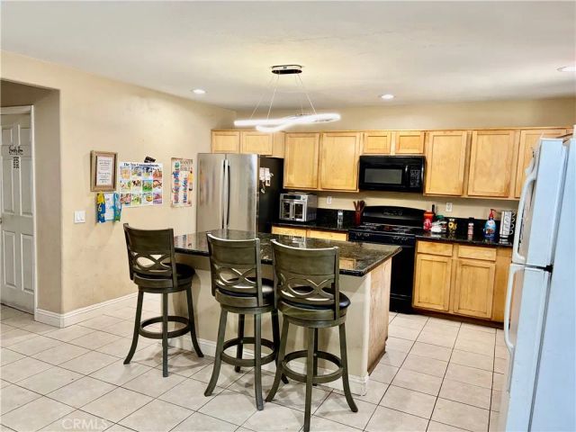 423 Madrid, Hemet, CA 92545