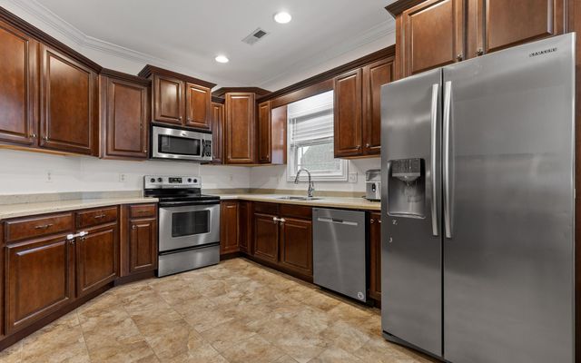 604 Kailors Cove Circle, Ringgold, GA 30736