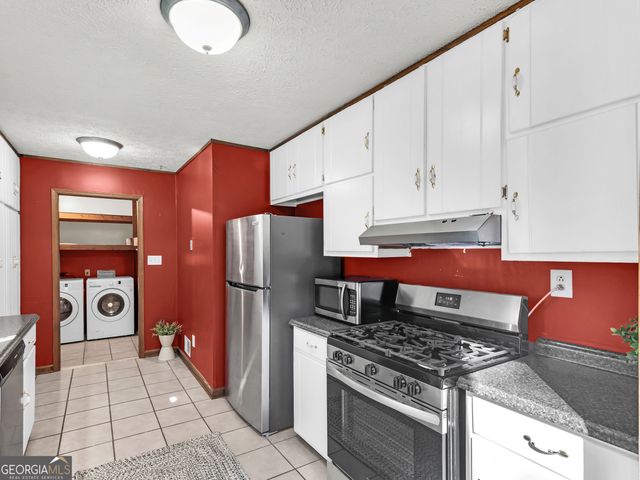 2735 Austin Lane, Jonesboro, GA 30236