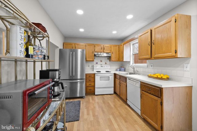 314 LEXINGTON RD, Schwenksville, PA 19473