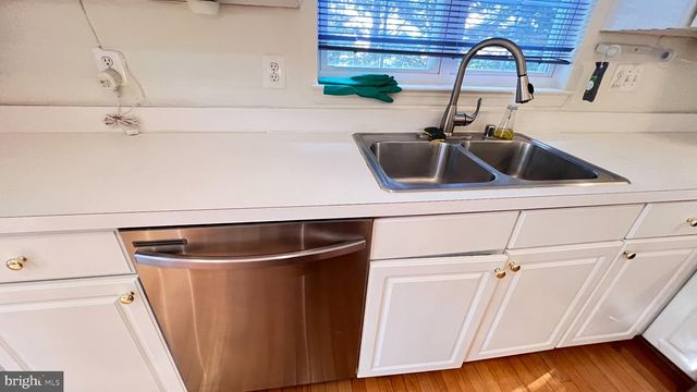 4100 FLOWER BOX CT, Fairfax, VA 22030