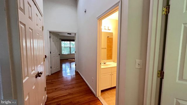 4100 FLOWER BOX CT, Fairfax, VA 22030
