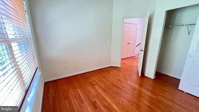 4100 FLOWER BOX CT, Fairfax, VA 22030