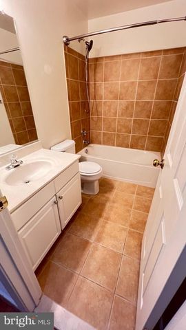 4100 FLOWER BOX CT, Fairfax, VA 22030