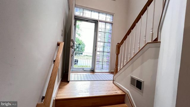 4100 FLOWER BOX CT, Fairfax, VA 22030