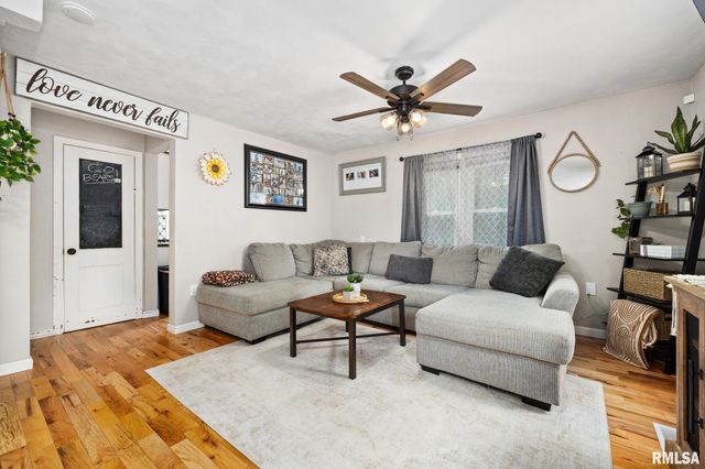 147 22ND Street, East Peoria, IL 61611