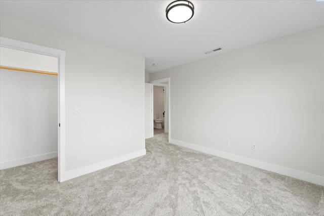 8406 Silver Mound Dr, Pasco, WA 99301