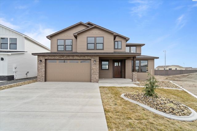 8406 Silver Mound Dr, Pasco, WA 99301